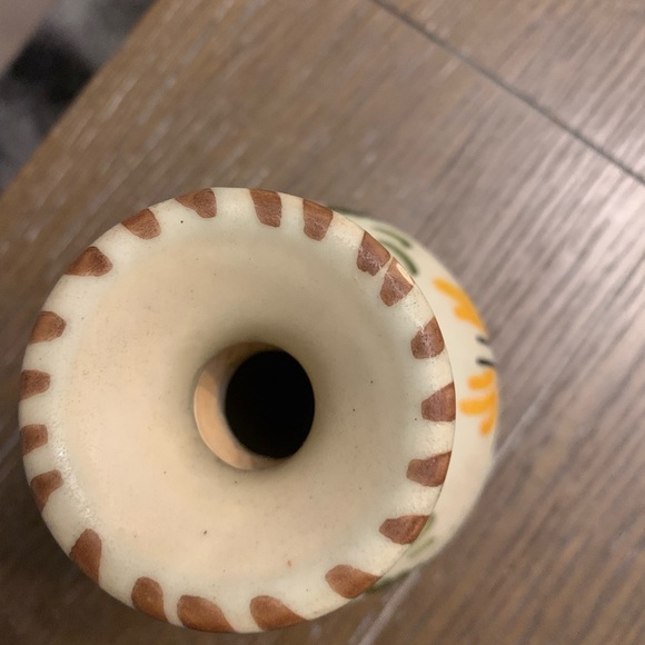 Small Talavera Pottery Vase. Adorable 5” Tall Base 1 3/4” wide - Picture 5 of 6